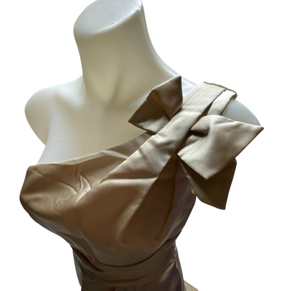* David's Bridal size 4 one-shoulder satin dress in a champagne - Picture 2 of 12